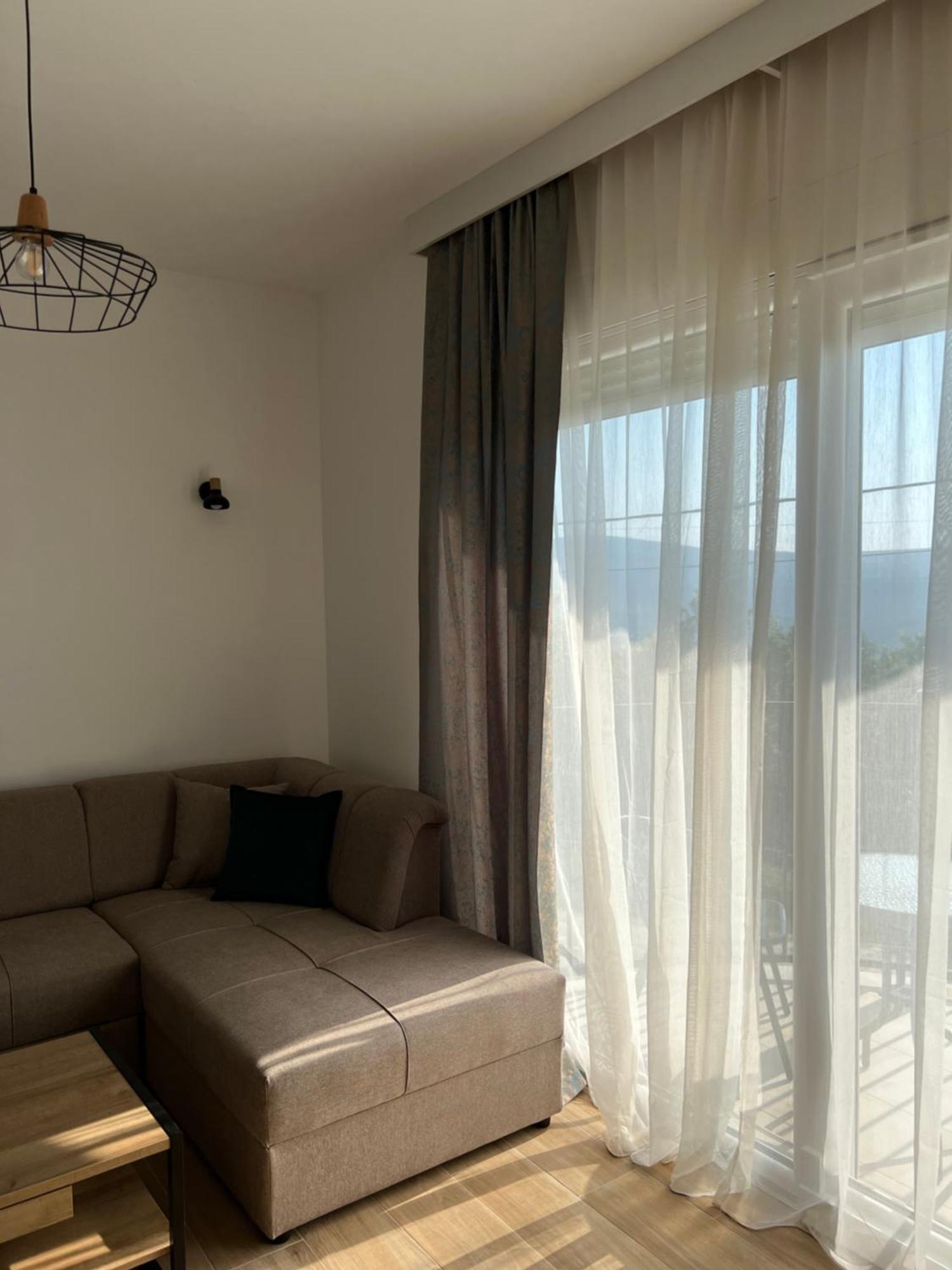 Apartment Has